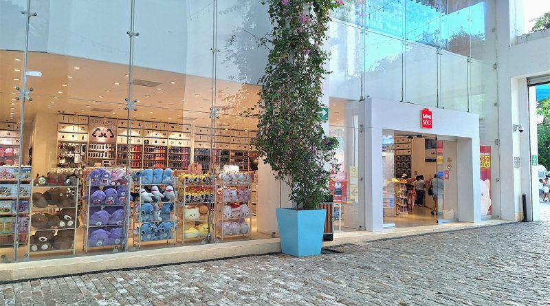 LISA × MINISO Global Pop-Up showcasing the MINISO collaboration and limited-edition collection